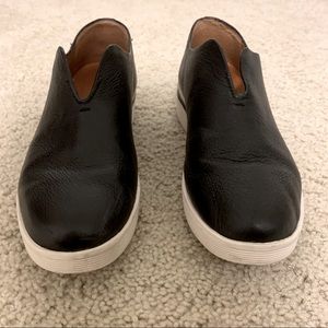 Black Slip On Platform Shoes - Kenneth Cole
